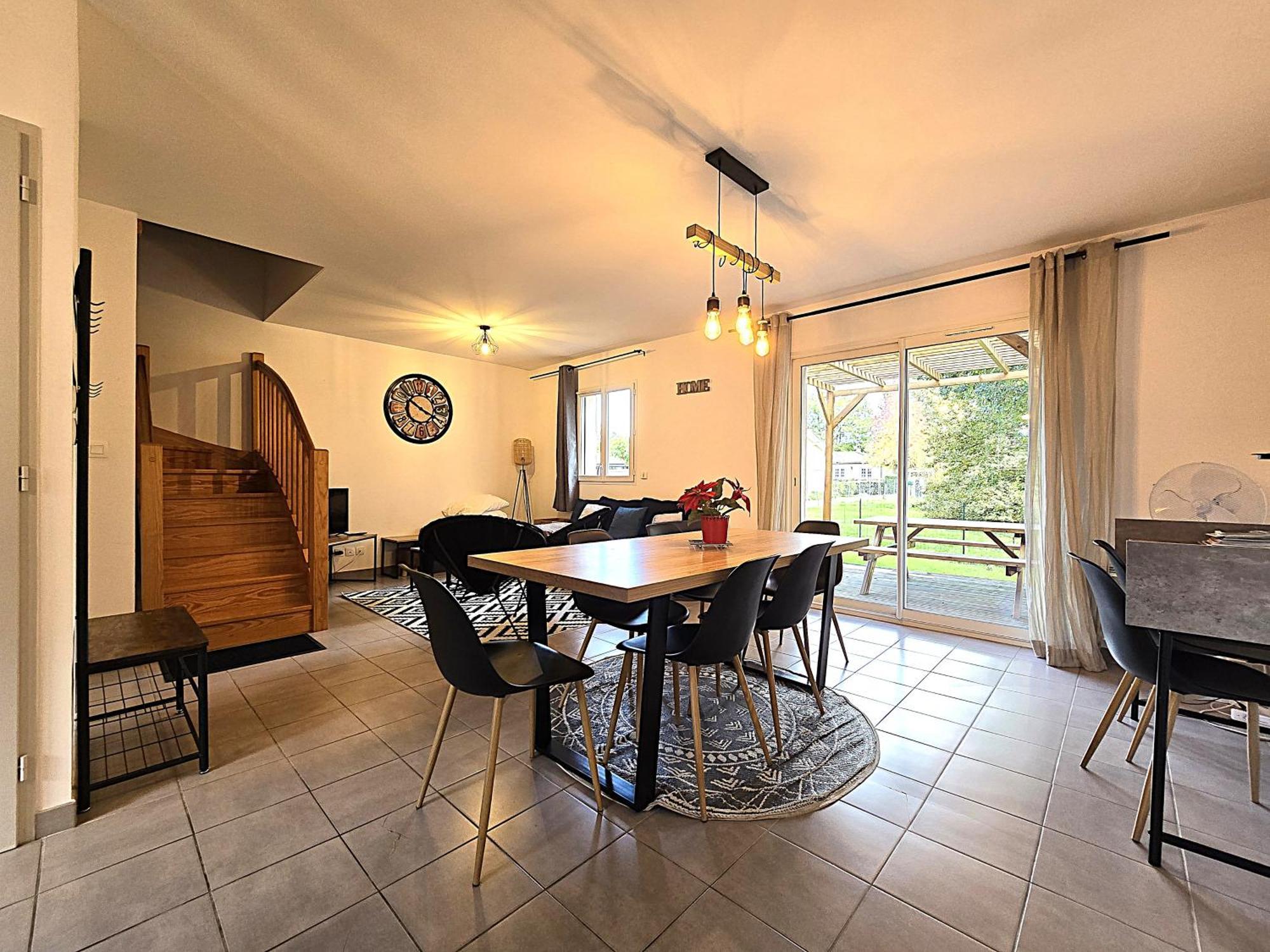 Le Clos Andree - Charmante Maison 8 Personnes - 5 Lits - Climatisation Reversible - Parking 3 Vehicules - Garage - Zone Nord - Terrasse Et Jardin