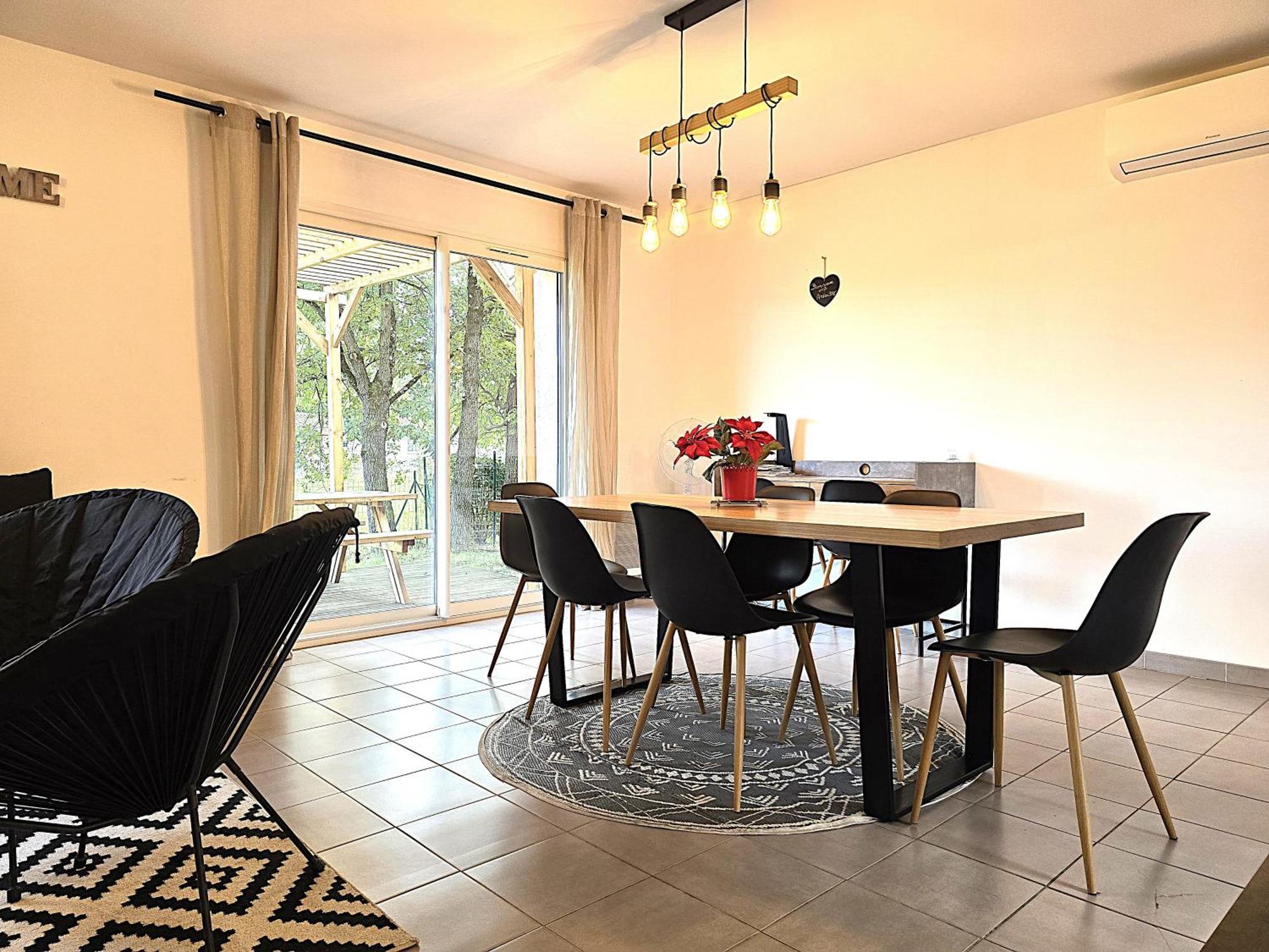 Holiday home Le Clos Andree: Charming North With Garden And Garage